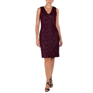 🌺 Maroon DONNA RICO Jacquard V-Neck Sheath Dress - Size 6